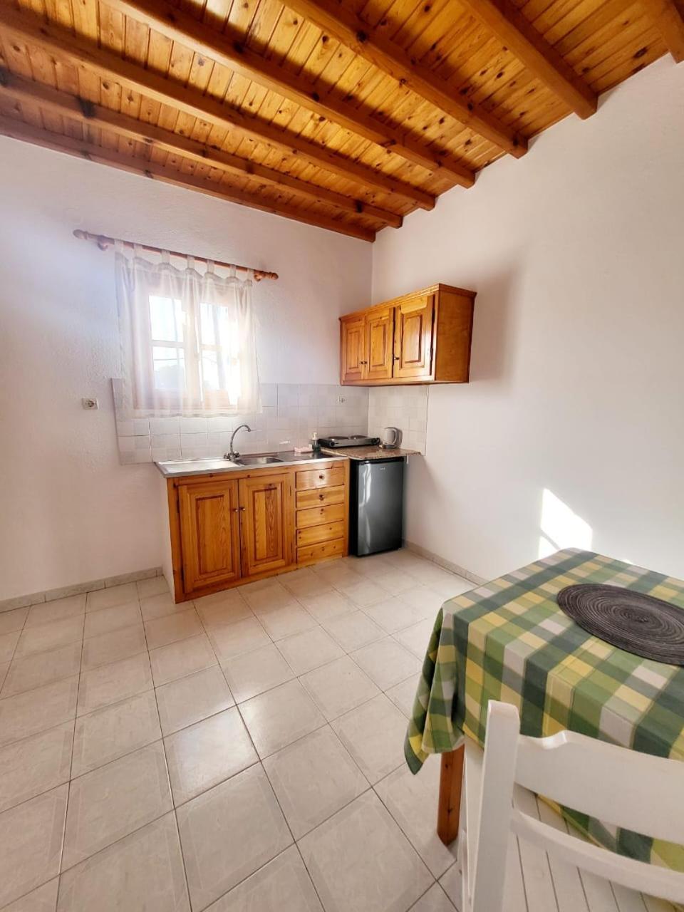 Anemos Apartments Ornos  Pokoj fotografie